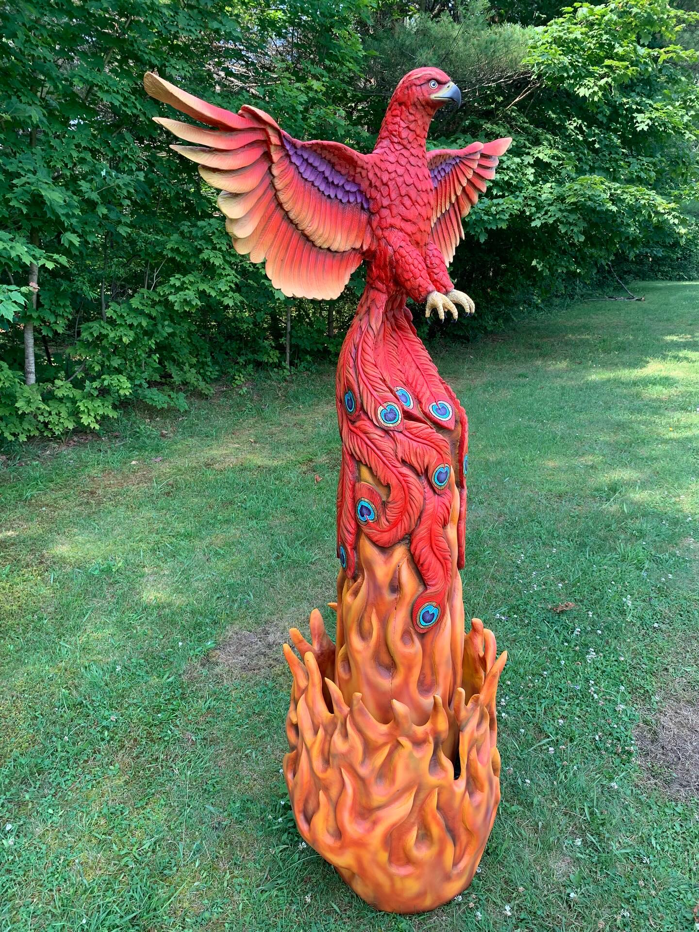 Carved eagle chainsaw art